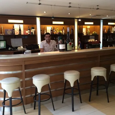 Hotel Perunika 3*