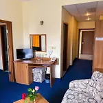 Perunika Golden Sands