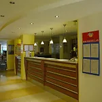 Perunika 3*