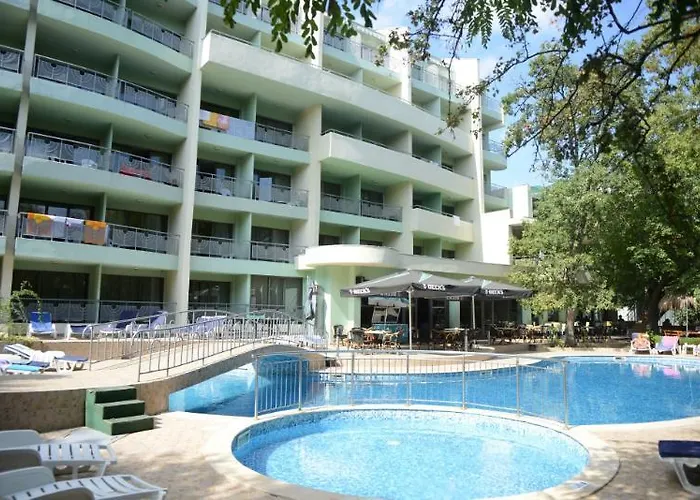 Perunika Golden Sands